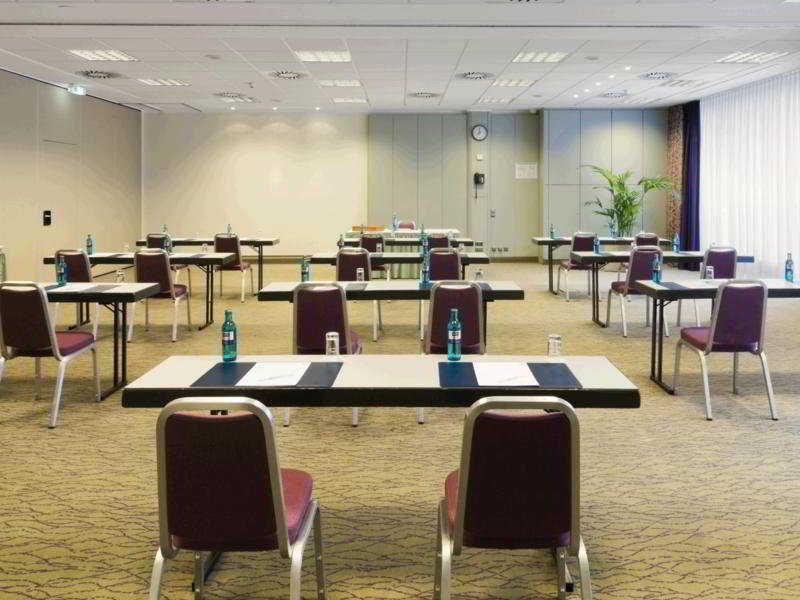 Leonardo Hotel Moenchengladbach Instalações foto